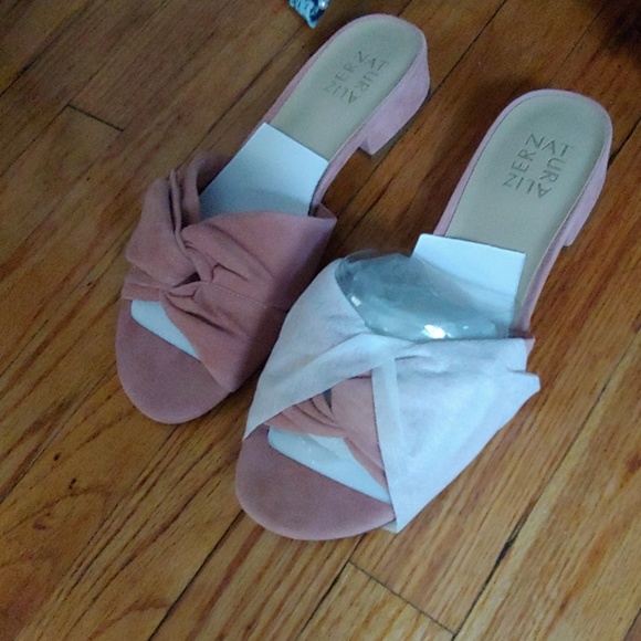 Shoes brand new with original box 30 by 12 by 11 C - Picture 2 of 4